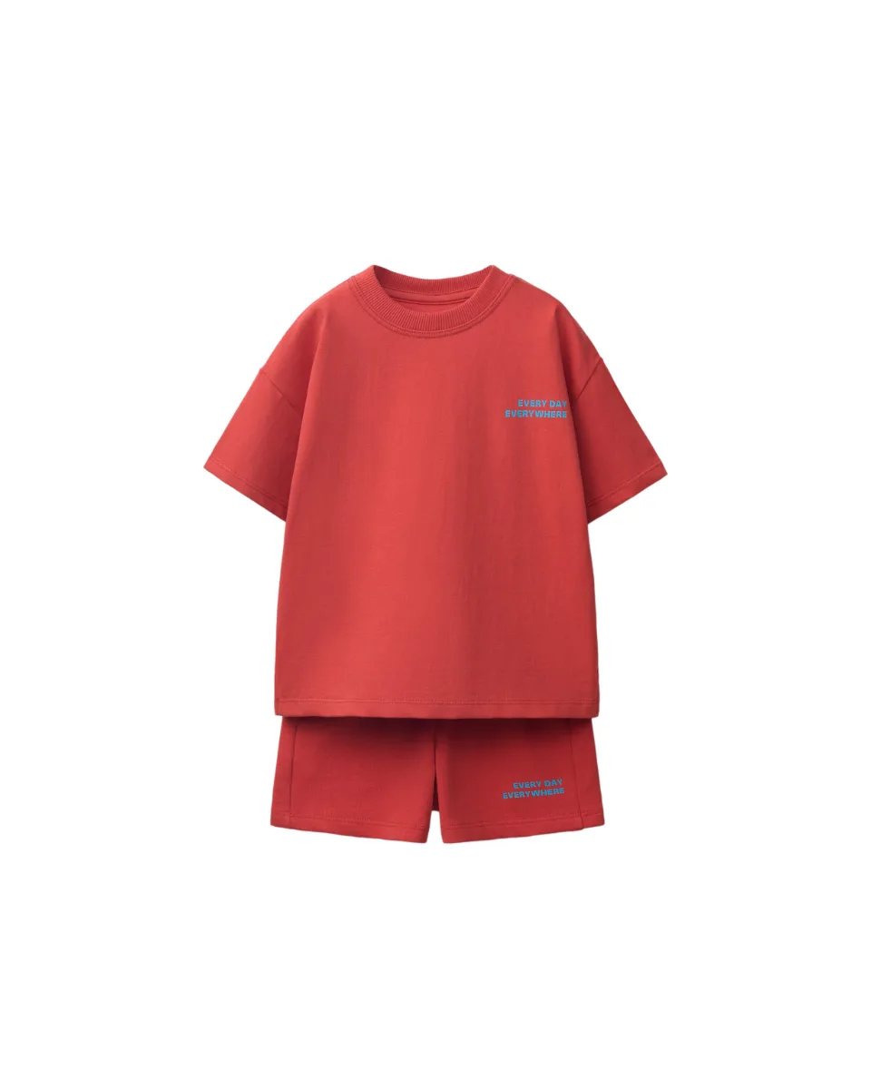 Conjunto jogging camiseta y bermuda texto - Rojo